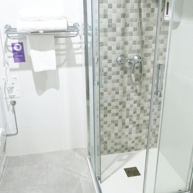 Alda Puerta Coruña - Habitación Doble - 12