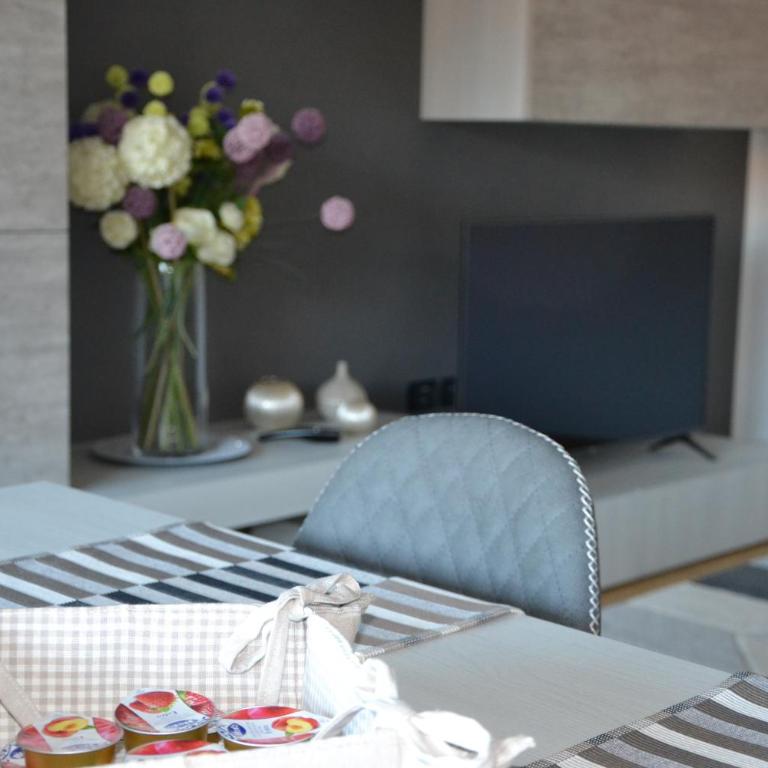 Apt. Acacia - Zona Ospedale Sant'Orsola e Fiera - One-Bedroom Apartment - 4