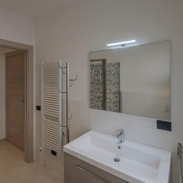 Casa Fiorella - Appartamento con 1 Camera da Letto - 33