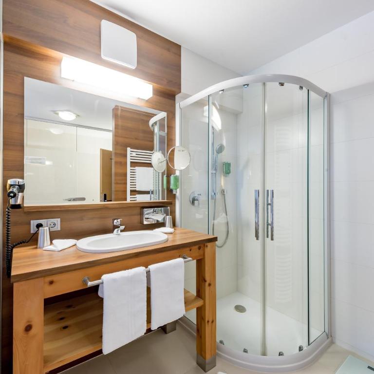 Hotel Andy 4 Sterne Superior - Deluxe Doppelzimmer mit Balkon - 6