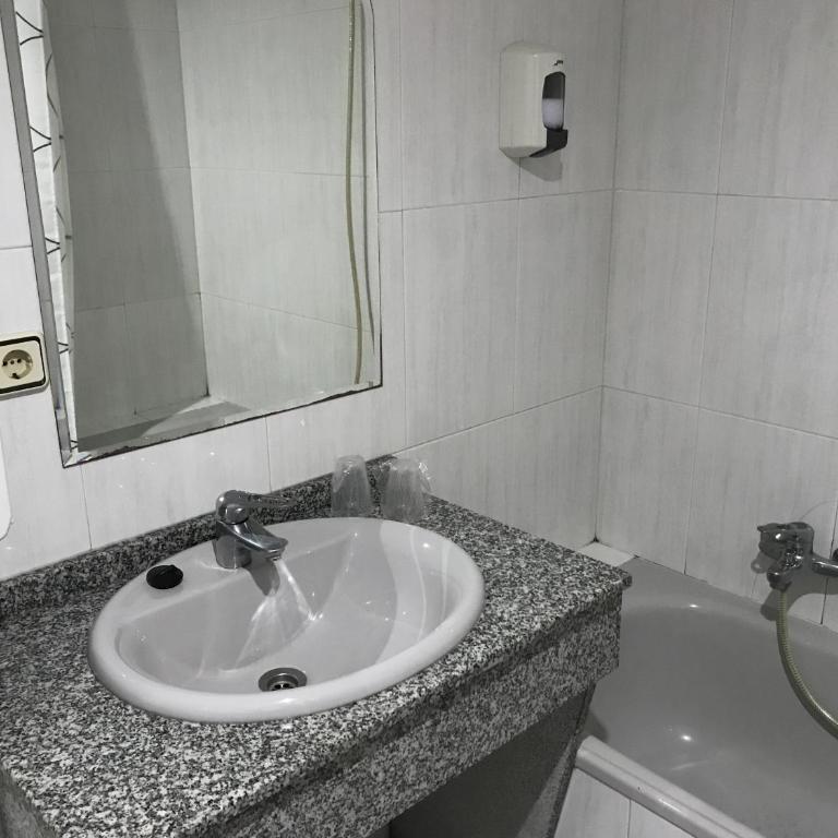 Alda Puerta Coruña - Habitación Doble - 1