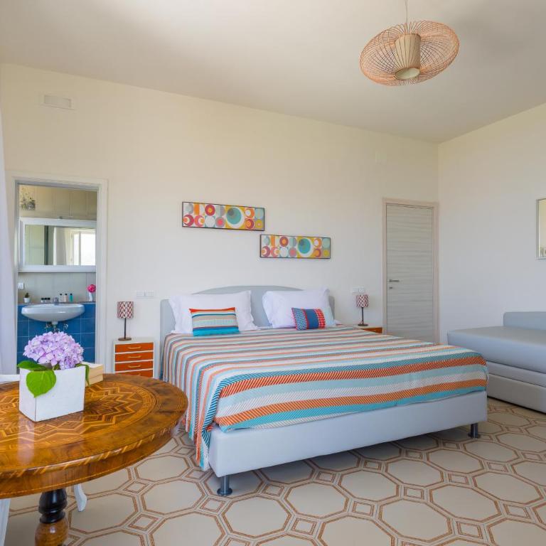 Villa Sorrento Flats - Villa with Private Pool - 24