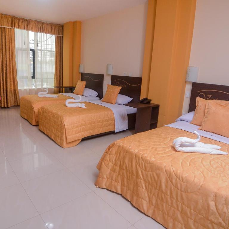 Victoria Suites Hotel - Deluxe Triple Room - 4
