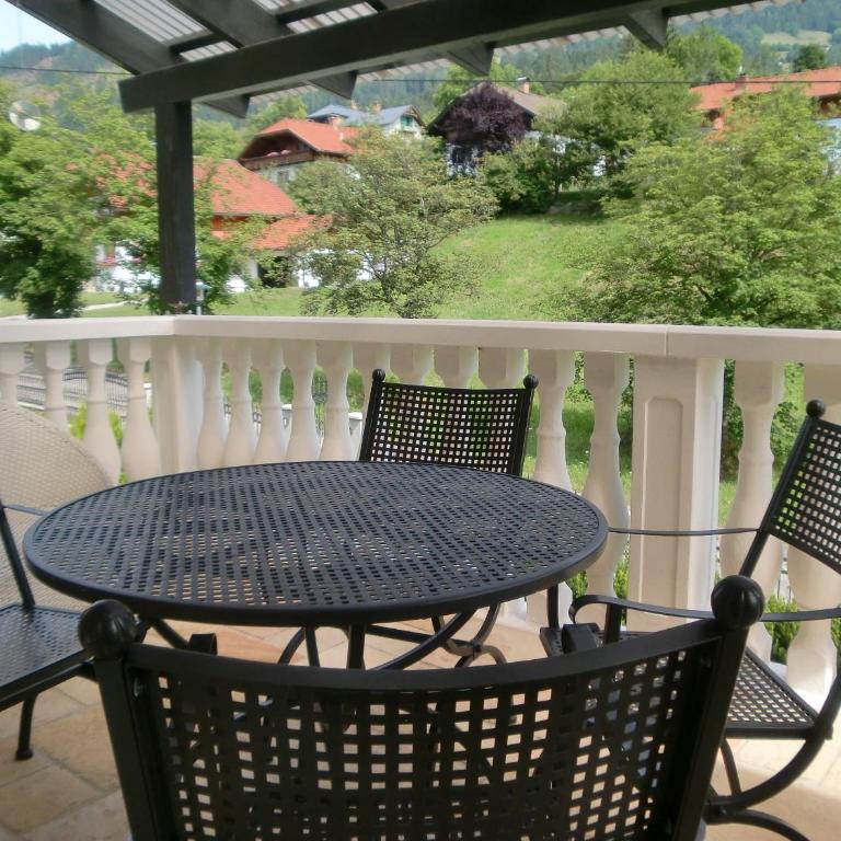 Garten- & Loggia-Appartement HERRENHAUS - Apartment mit Blick auf die Berge - 4