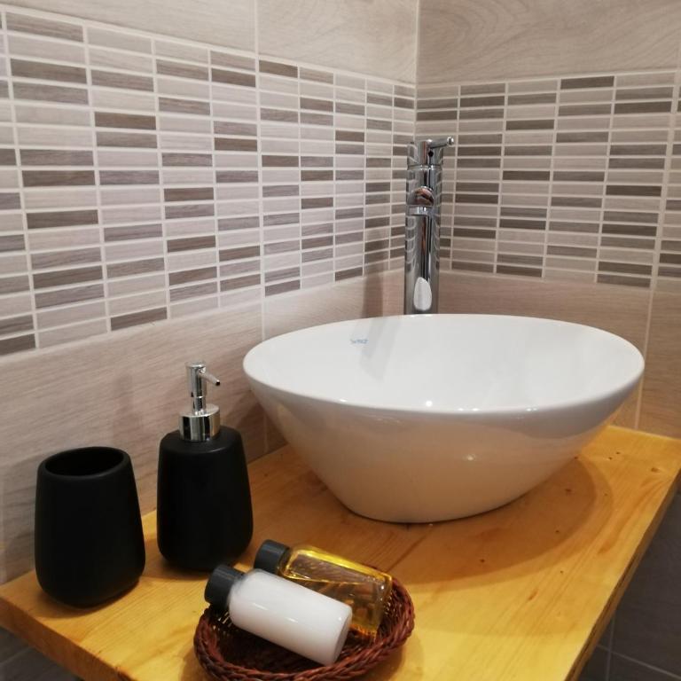 Le Gorgoni b&b - Double Room with Balcony - 20