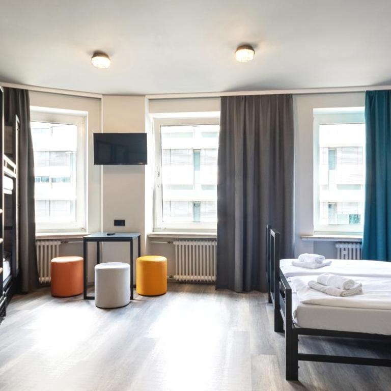 a&o Nürnberg Hauptbahnhof - Familienzimmer (2 Erwachsene + 2 Kinder) - 6