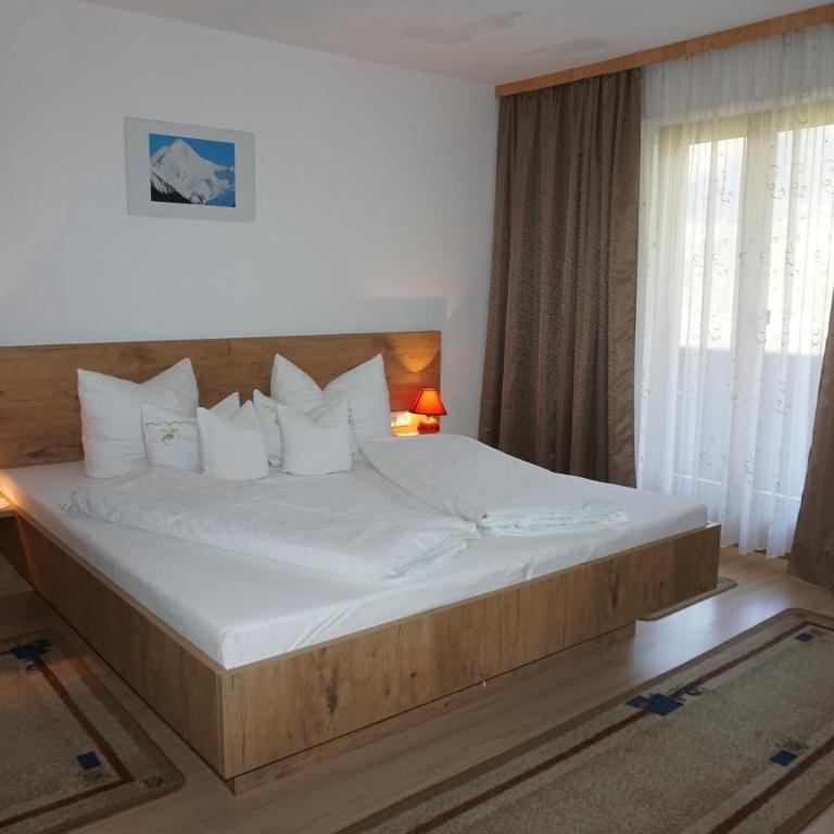 Haus Dornauer - Three-Bedroom Apartment - 2
