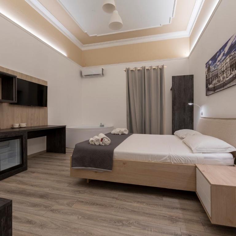 Sammartino suite - Deluxe Suite with Spa Bath - 3
