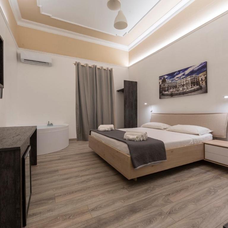Sammartino suite - Deluxe Suite with Spa Bath - 2