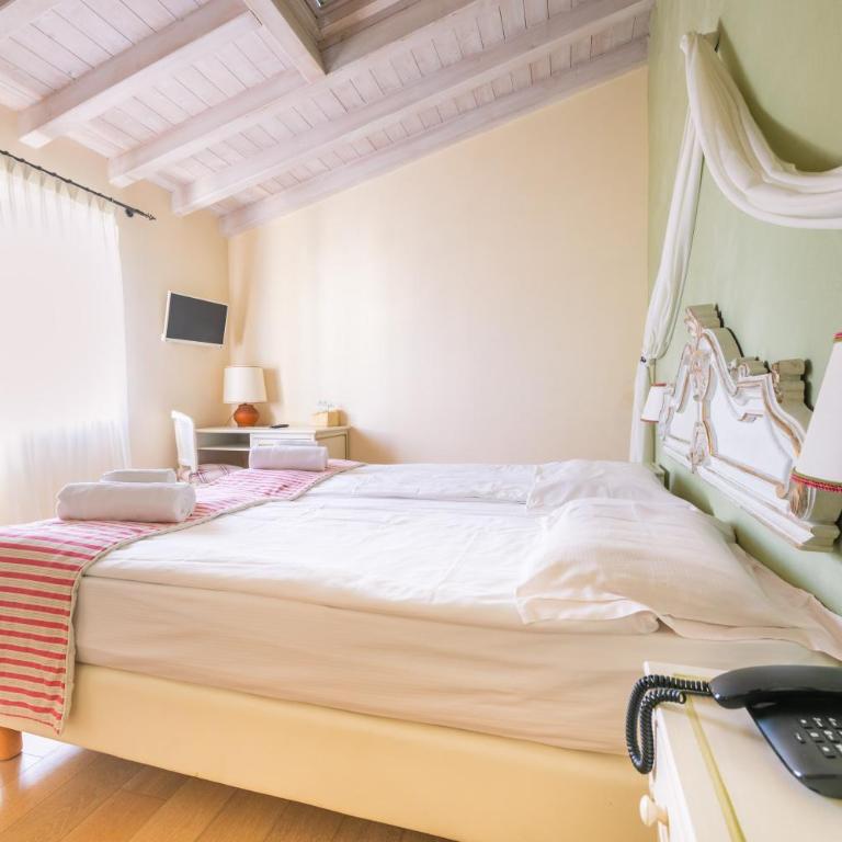 Hotel Villa Moron - Suite con Vista Giardino - 6