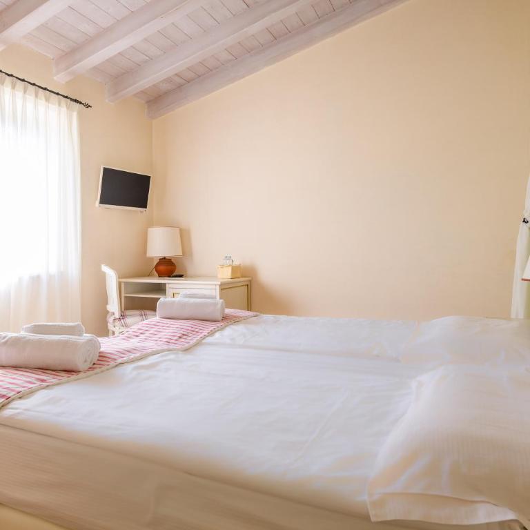 Hotel Villa Moron - Suite con Vista Giardino - 5