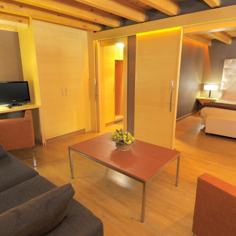 Hotel Casa Cornel - Suite Junior - 9