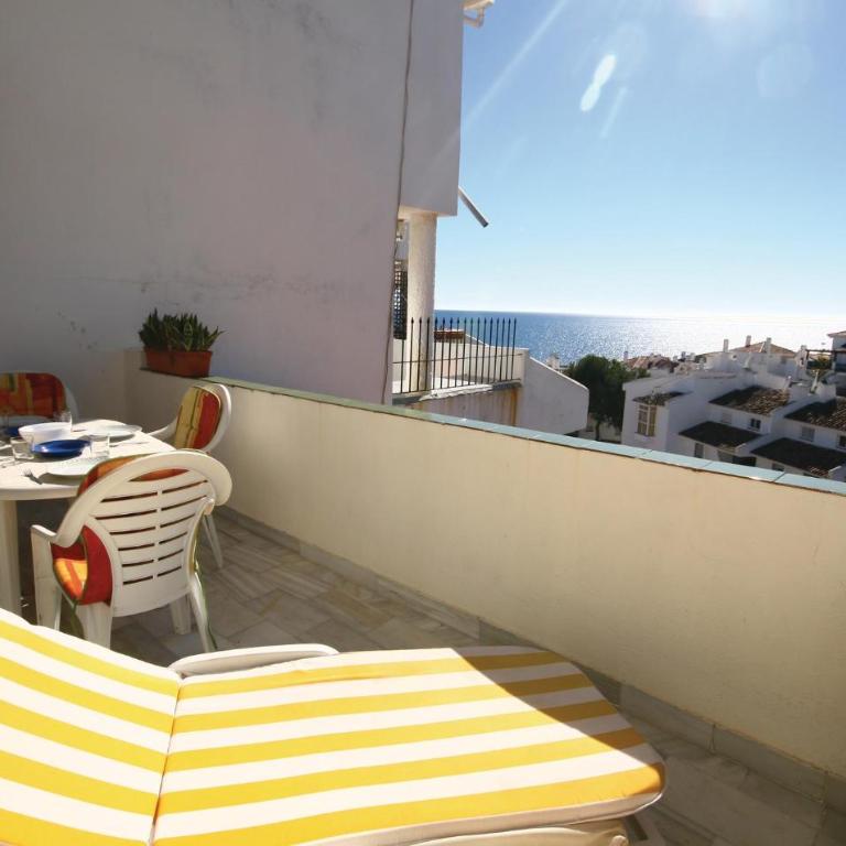 Beautiful Apartment In Calahonda - Apartamento de 3 dormitorios - 10