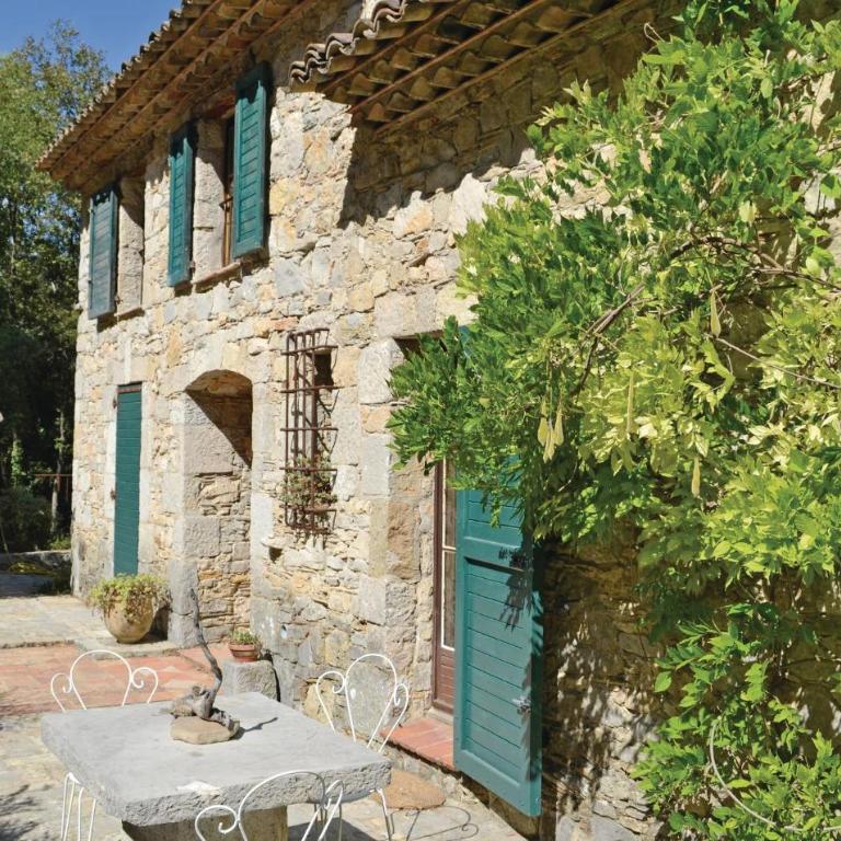Awesome Home In La Roquette Sur Siagne - Maison de Vacances 3 Chambres - 12