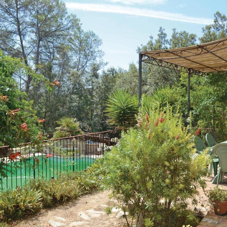 Awesome Home In La Roquette Sur Siagne - Maison de Vacances 3 Chambres - 14