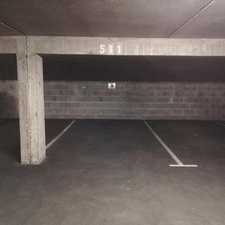 Studio Centre-Ville avec Terrasse et Parking Sécurisé Gratuit - Apartamento Estudio - 12
