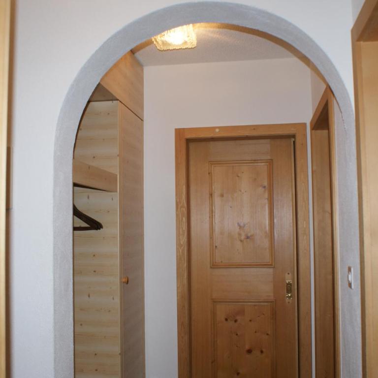 Des Alpes - Apartment mit 1 Schlafzimmer, Balkon und Bergblick - 9