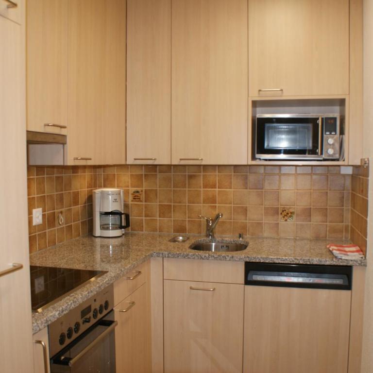 Des Alpes - Apartment mit 1 Schlafzimmer, Balkon und Bergblick - 6