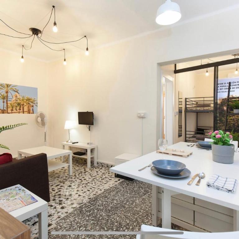 Boutike Wellness Centro Almería - Apartamento de 2 dormitorios - 21