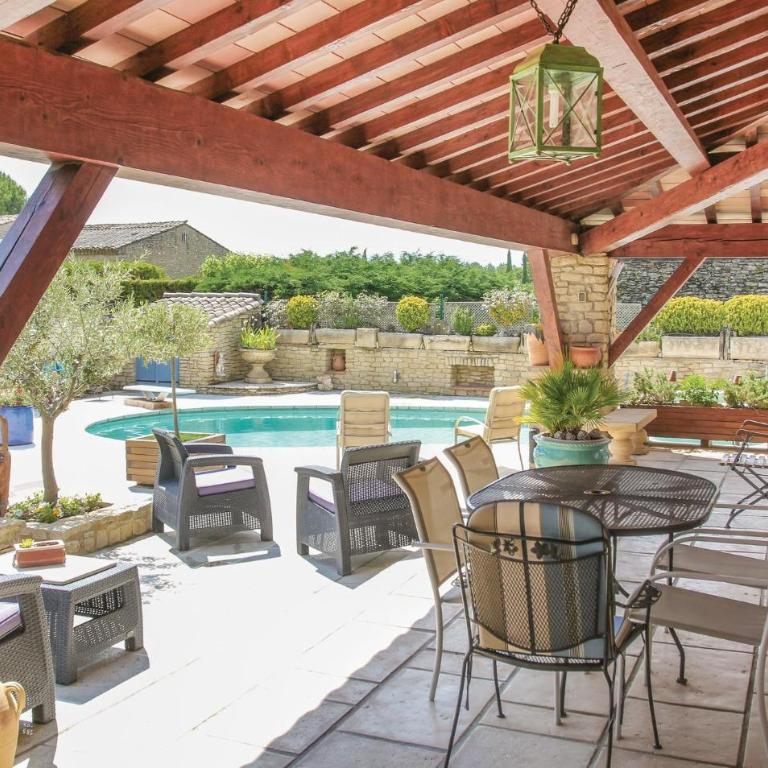 Amazing Home In Gordes - Three-Bedroom Vacation Home - 14