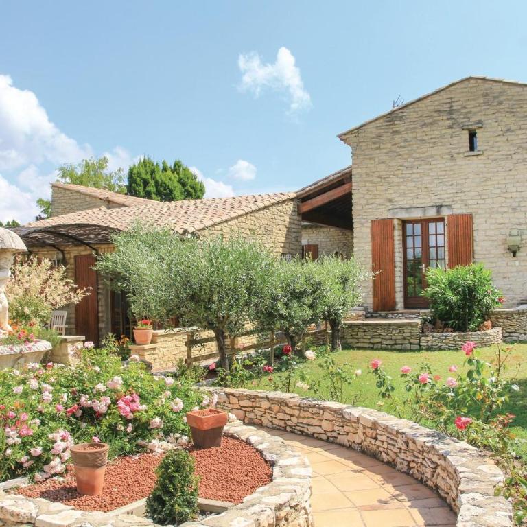 Amazing Home In Gordes - Three-Bedroom Vacation Home - 11