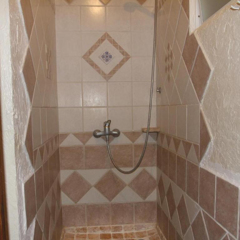 Amazing Home In Gordes - Three-Bedroom Vacation Home - 30