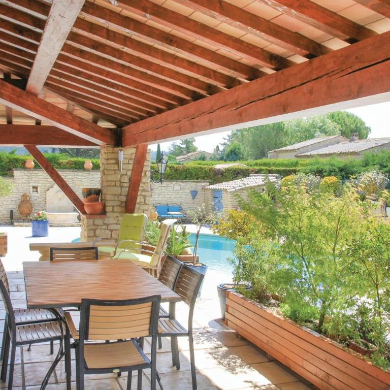 Amazing Home In Gordes - Three-Bedroom Vacation Home - 3