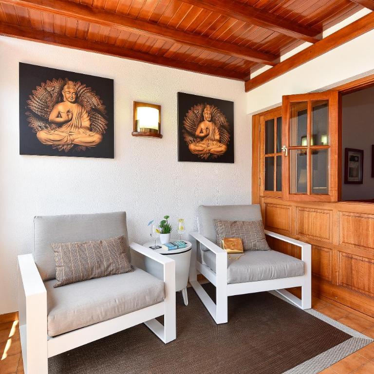 Jacuzzi & Garden Holiday Home - Casa de 2 dormitorios - 10