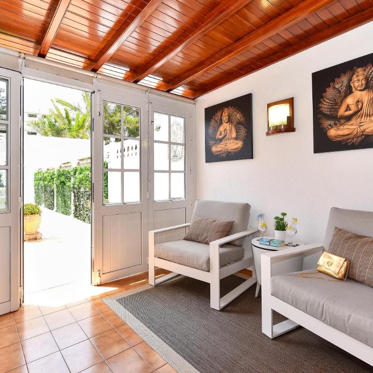 Jacuzzi & Garden Holiday Home - Casa de 2 dormitorios - 8