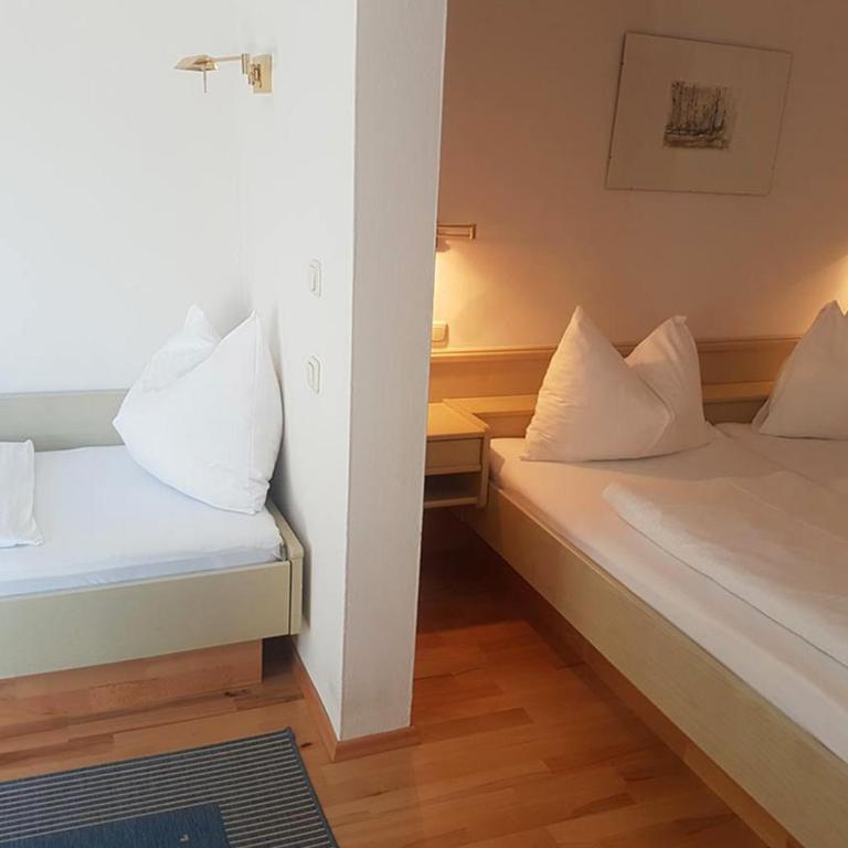 Comfort Rooms Bruckner - Vierbettzimmer - 5