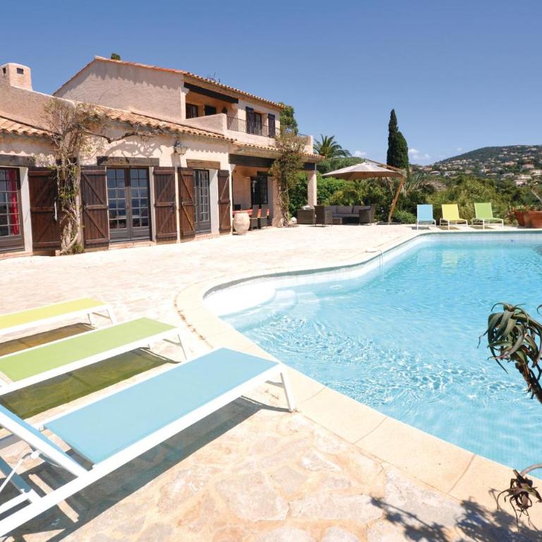 Bella Casa A Les Issambres - Casa Vacanze con 4 Camere da Letto - 1