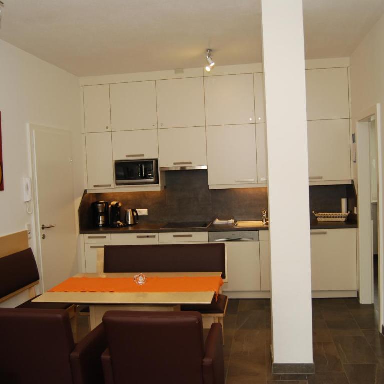 Haus Schraberger - Apartment mit 2 Schlafzimmern und Terrasse - 1