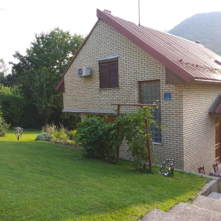 Holiday Home Zbilje - Kuća sa 2 Spavaće Sobe - 1
