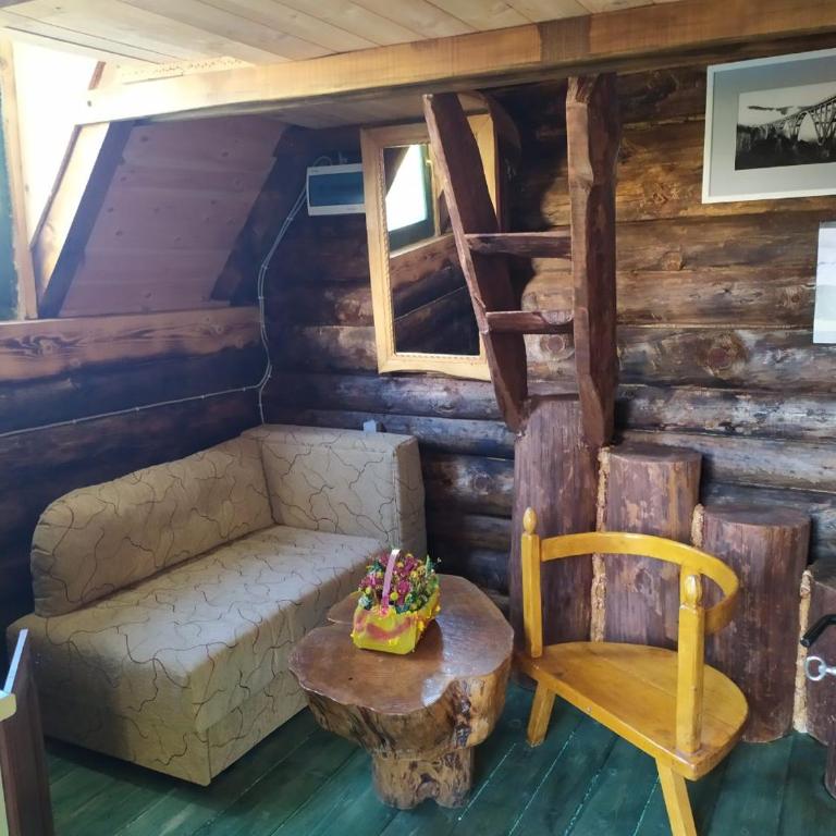 Cottage MANSION - One-Bedroom House - 7
