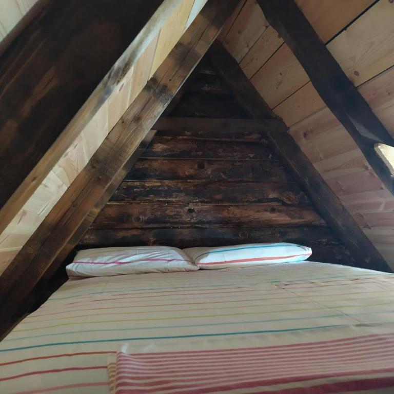 Cottage MANSION - One-Bedroom House - 12