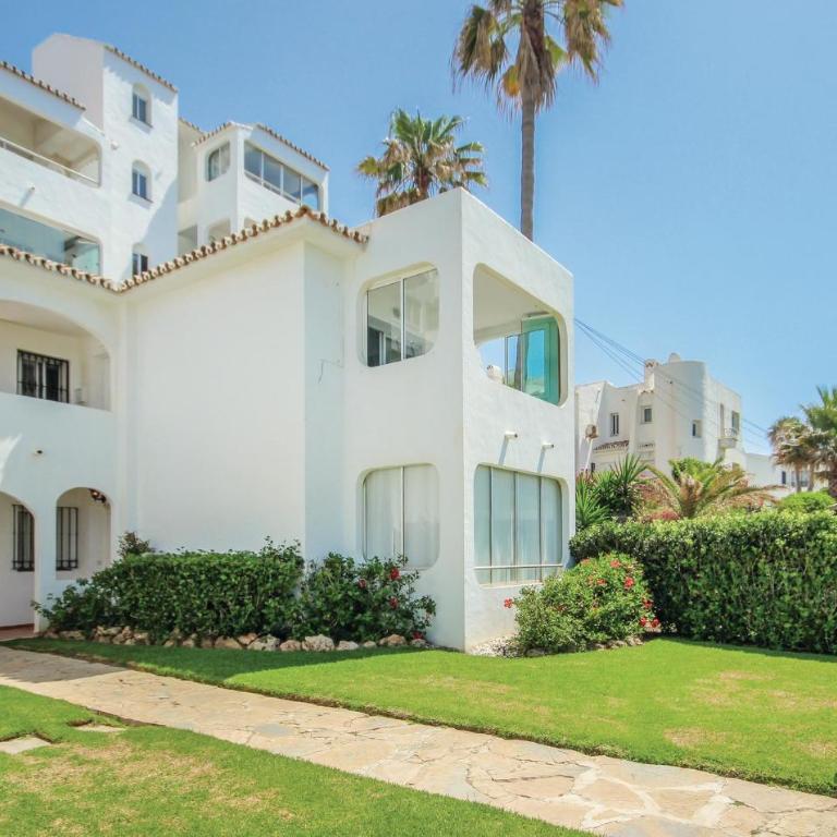 Stunning Apartment In Riviera Del Sol - Apartamento de 2 dormitorios - 1