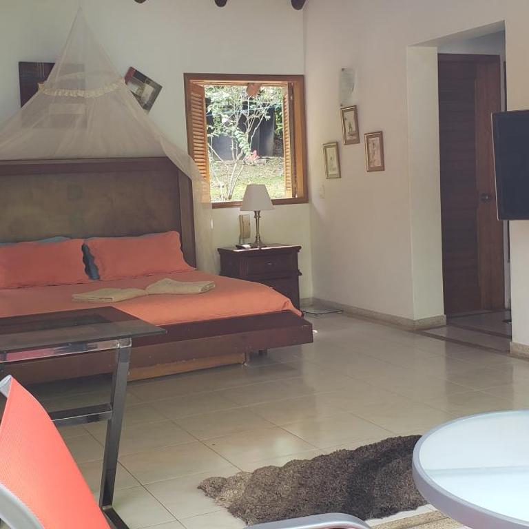 El Paraiso, Casa Campestre en Condominio, WiFi-Teletrabajo, Villeta - Habitación Cuádruple con baño privado - 20