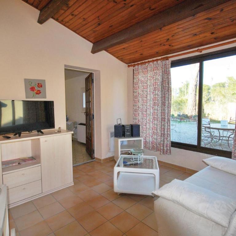 Awesome Apartment In Roquebrune Sur Argens - Appartement - 2