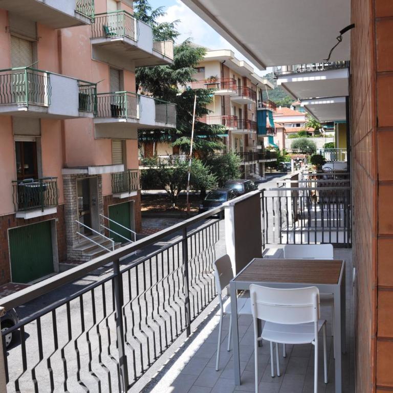 VIALE REPUBBLICA 307 2 - Appartamento con Balcone - 8