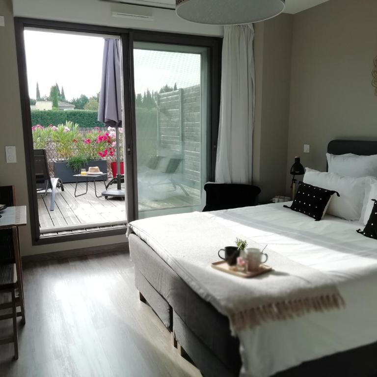 Sweet Home Studio Aix en Pce, clim,terrasse,piscine,pkg gratuit - Studio avec Terrasse - 20