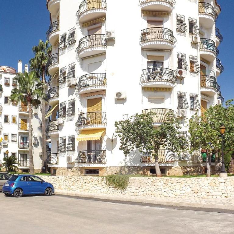 Nice Apartment In Denia With Swimming Pool - Apartamento - 5
