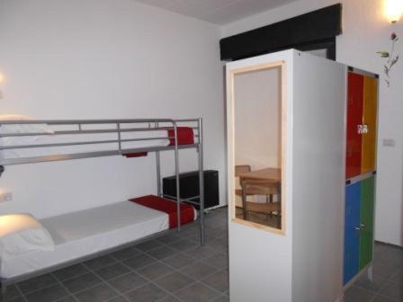 Hostel Colours - Camera Tripla - 3