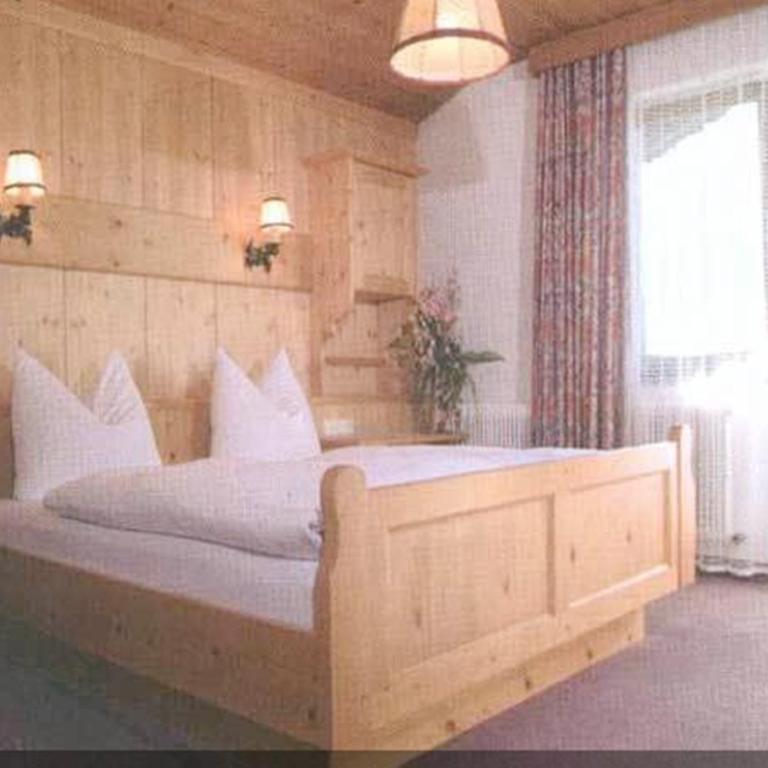 Pension Klausnerhof - Standard Doppelzimmer mit Balkon - 1