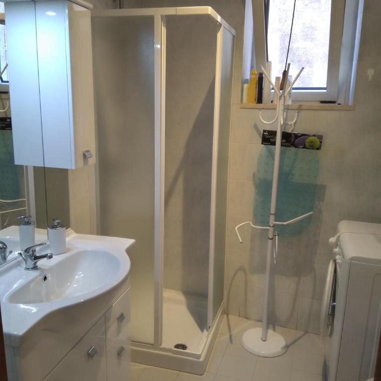 GRAZIOSO APPARTAMENTO CENTRALISSIMO - Appartamento con 2 Camere da Letto - 22