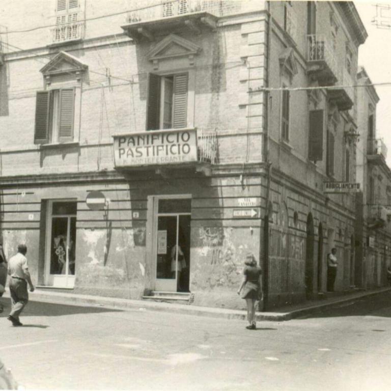 GRAZIOSO APPARTAMENTO CENTRALISSIMO - Appartamento con 2 Camere da Letto - 1
