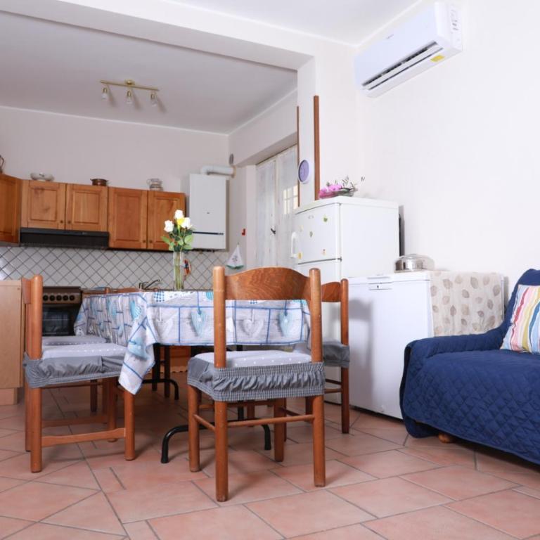 La Casa di Francesco e Lucia - Appartamento con 2 Camere da Letto - 1