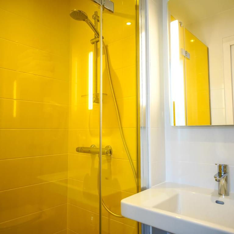 ibis Styles Saumur Gare Centre - Chambre Double Standard - 21