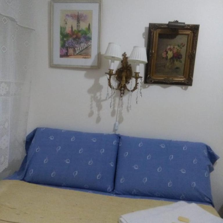 Shvili - Habitación Doble Estándar con baño compartido - 11