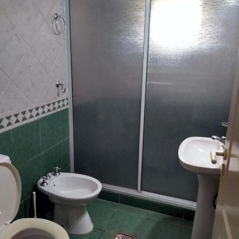 Hostería Niemanu - Quadruple Room with Private Bathroom - 3