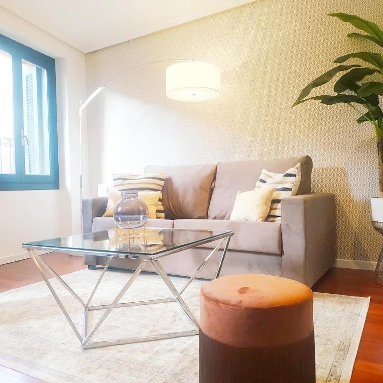 Apartamento con Estilo en Plaza España - Ubicación Premium - Apartamento Superior - 8